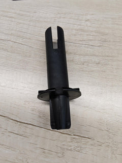 Large C9 light bulb connector