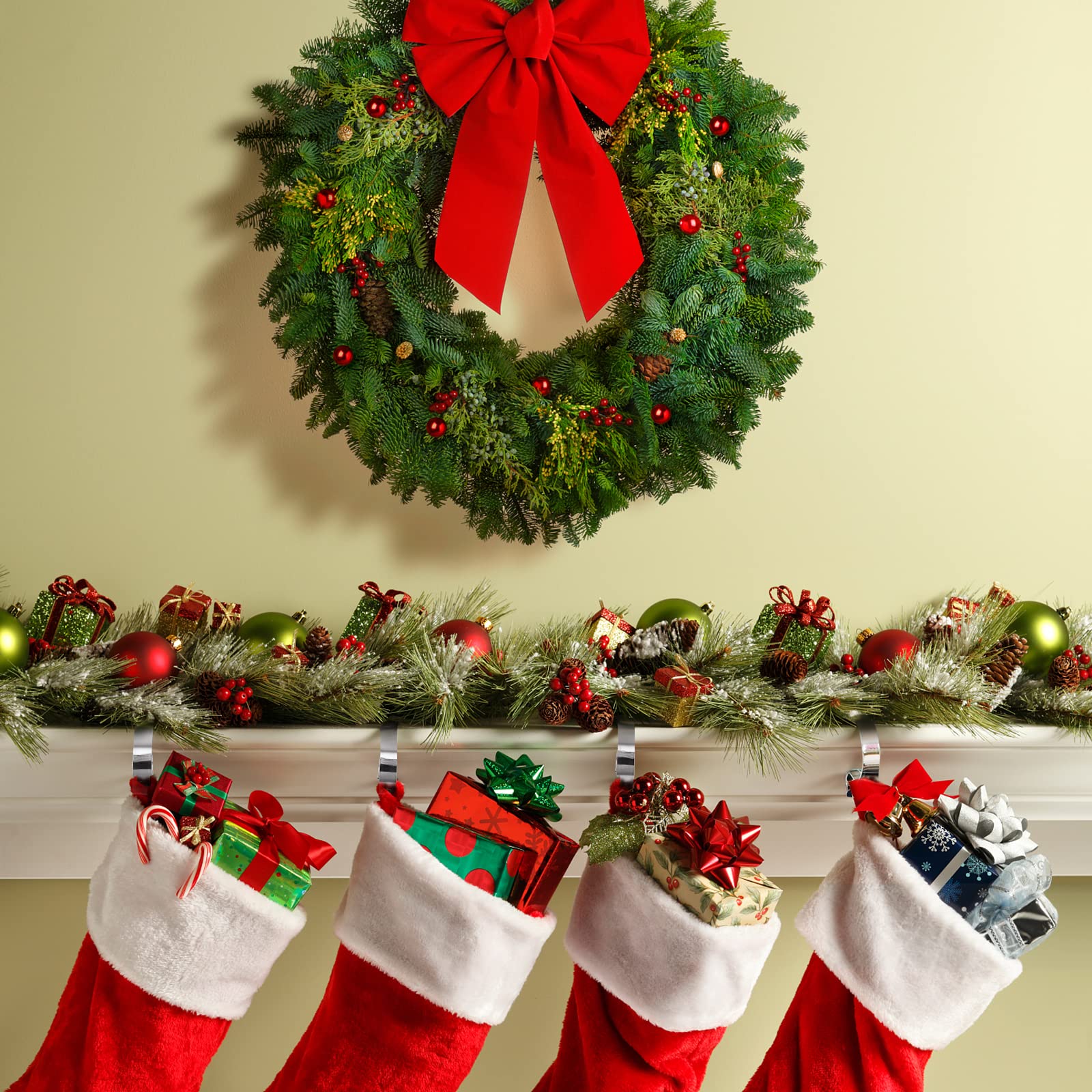 Christmas 3D Mantel Stocking Hanger